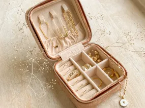 The Velveteen Jewlery   Box